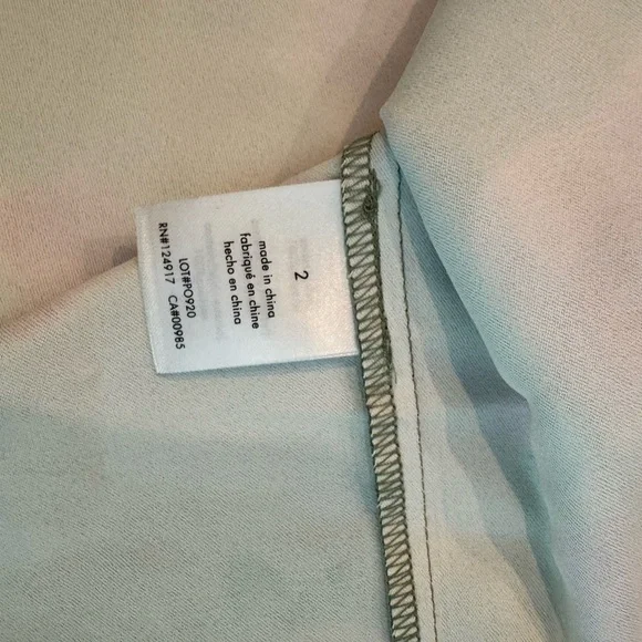 WeWoreWhat Romantic Rose Print Mini Slip Skirt Size 2,10 NWT - Picture 5 of 8